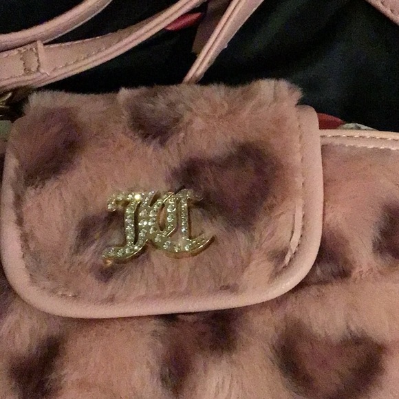 Juicy Couture Pink Furry Leopard crossbody bag with mini heart fur charm. - Picture 2 of 6